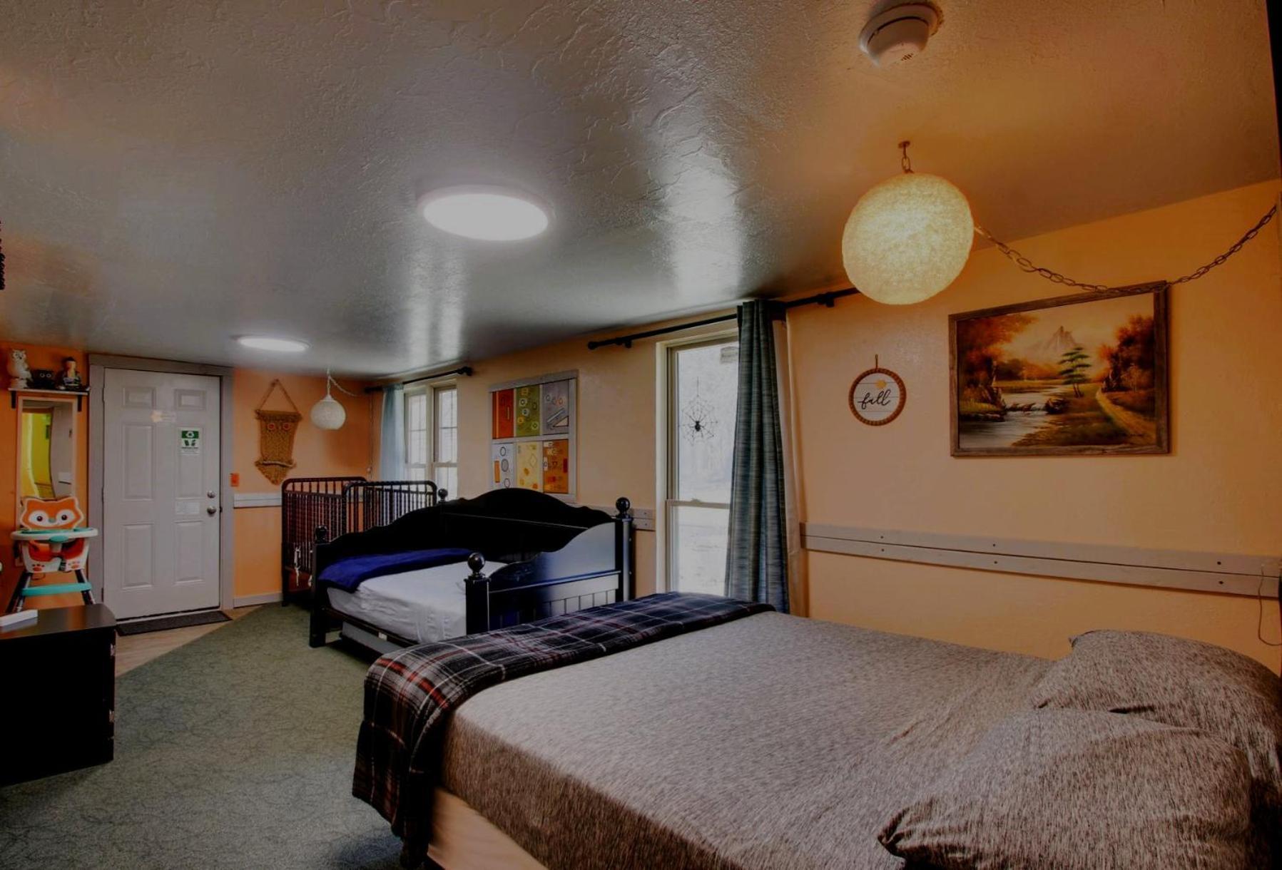 Ez 1 Mile To Fort Sill! Pumpkin Cottage Sleeps 9, Grills, Firepit, Laundry Lawton Eksteriør bilde