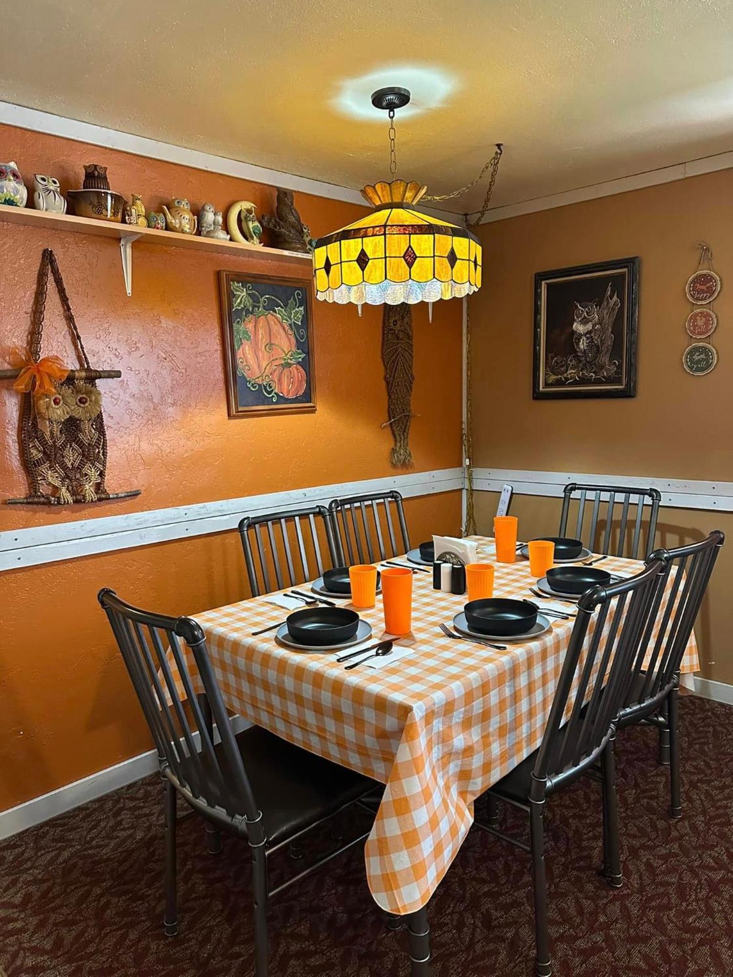 Ez 1 Mile To Fort Sill! Pumpkin Cottage Sleeps 9, Grills, Firepit, Laundry Lawton Eksteriør bilde