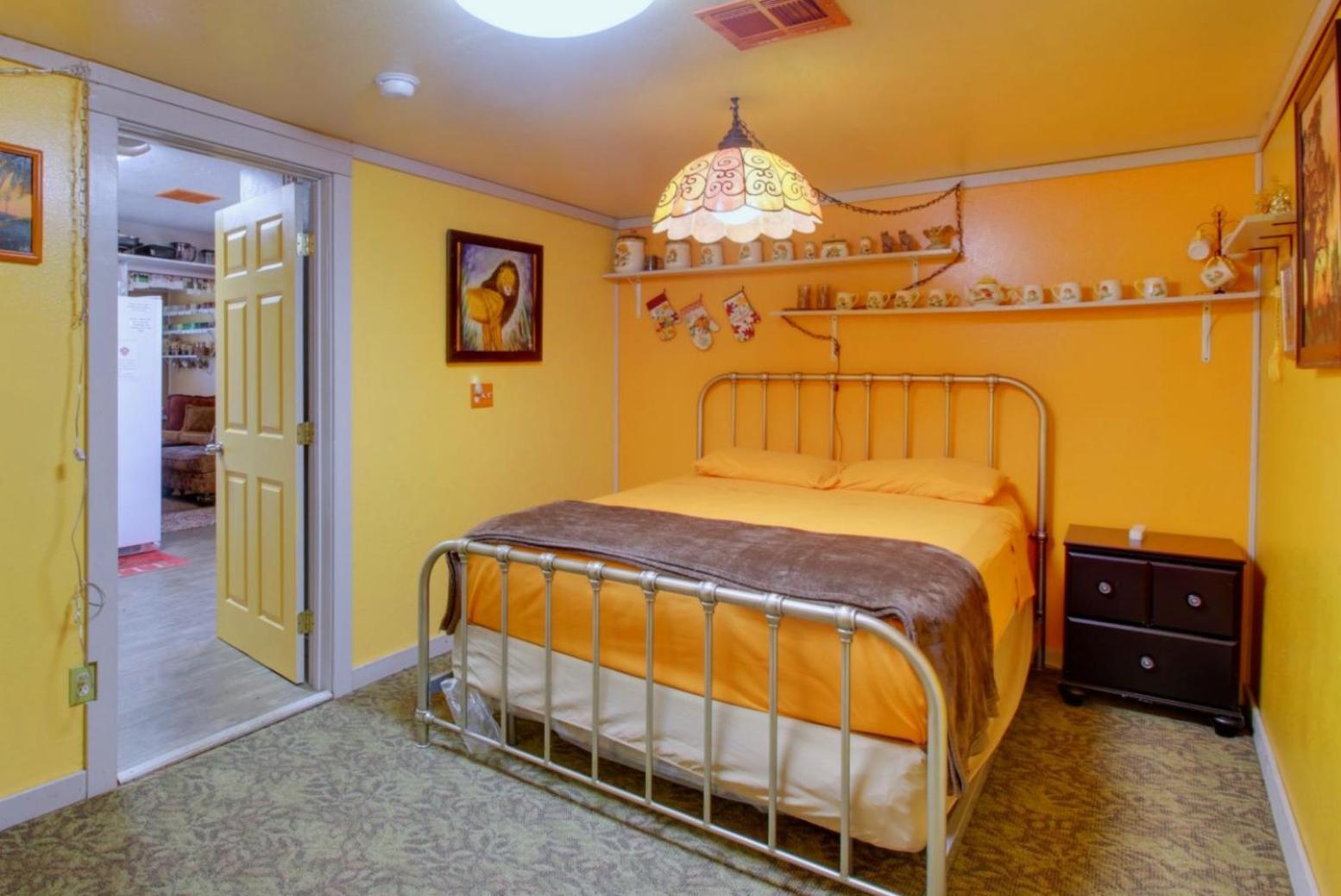 Ez 1 Mile To Fort Sill! Pumpkin Cottage Sleeps 9, Grills, Firepit, Laundry Lawton Eksteriør bilde
